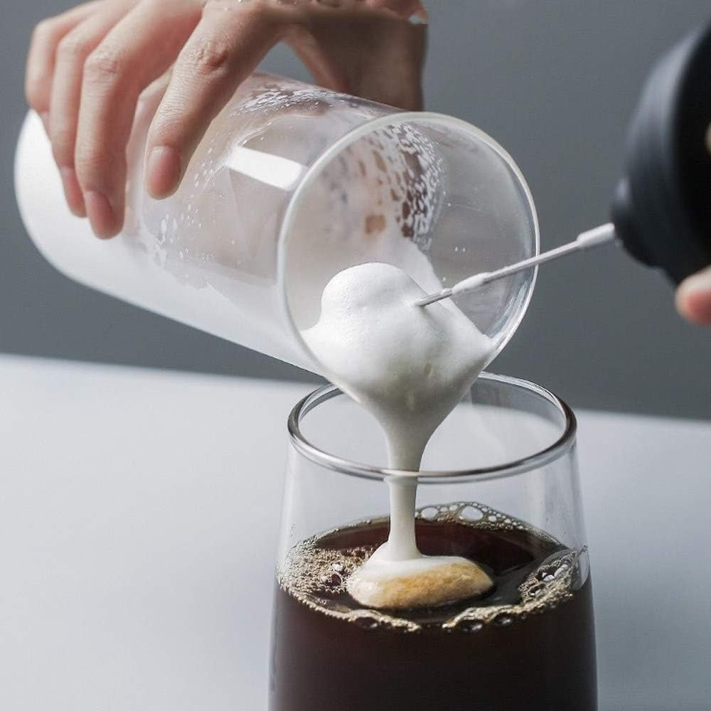 Handheld Electric Milk Frother Whisk Egg Beater USB Rechargeable Coffee Blender Household Milk Shaker Mixer Foamer Food Blender (random color)